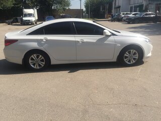 2011 Hyundai Sonata VI (YF), белый, 1050000 рублей, вид 2