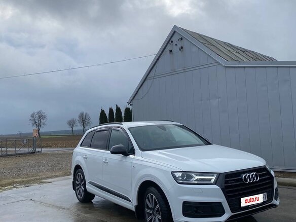 2017 Audi Q7 II (4M), белый, 2854290 рублей