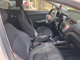 2016 Kia Rio III Рестайлинг, серый, 800000 рублей, вид 5