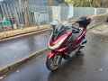 2022 Honda PCX 125, красный, 300000 рублей - вид 1
