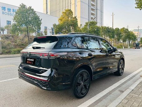 2025 Volkswagen Tiguan L Pro III (China Market), чёрный, 4390000 рублей, вид 5