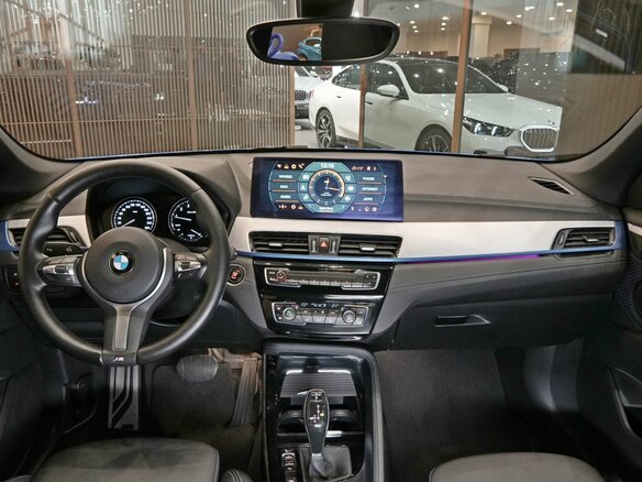 2019 BMW X1 20i xDrive II (F48) Рестайлинг, синий, 2790000 рублей - вид 7