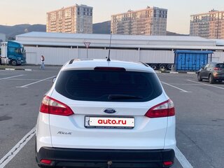 2014 Ford Focus III, белый, 730000 рублей, вид 4