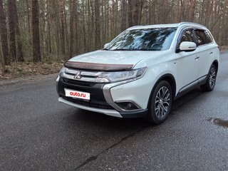 2016 Mitsubishi Outlander III Рестайлинг 2, белый, 2549990 рублей, вид 2
