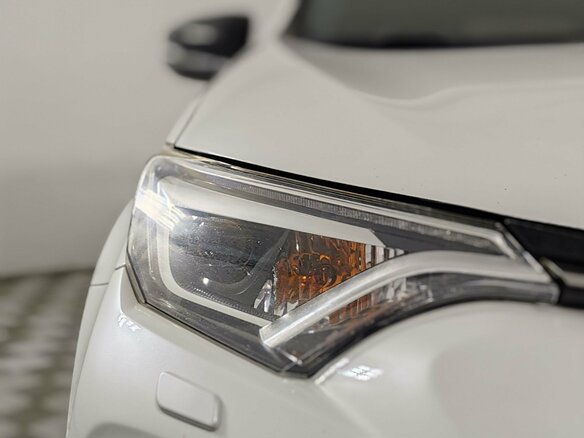 2019 Toyota RAV4 IV (XA40) Рестайлинг, белый - вид 16