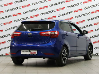 2013 Kia Rio 5-speed III, синий, 695950 рублей, вид 4