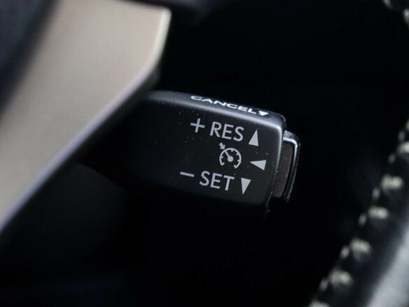 2017 Lexus NX 200 I Рестайлинг, белый, 3147000 рублей - вид 15