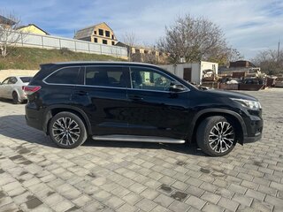 2014 Toyota Highlander III (XU50), чёрный, 2850000 рублей, вид 5
