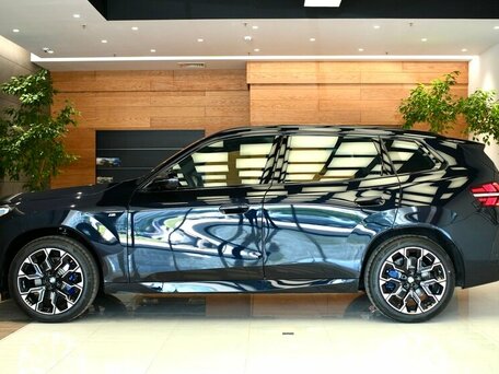 2025 BMW X3 Long 30L xDrive IV (G45/G48), чёрный, 7350000 рублей, вид 5
