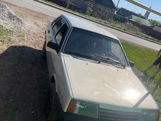 2000 Lada (ВАЗ) 21099, серебристый, 100000 рублей, вид 2