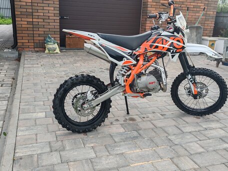 2023 Kayo Basic TT125, оранжевый, 74999 рублей, вид 3