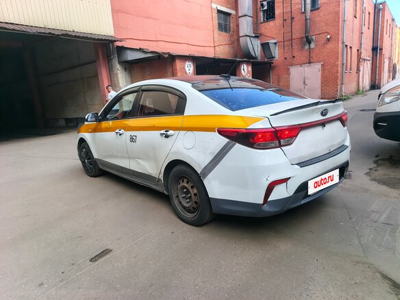 2018 Kia Rio IV, белый, 590000 рублей - вид 2