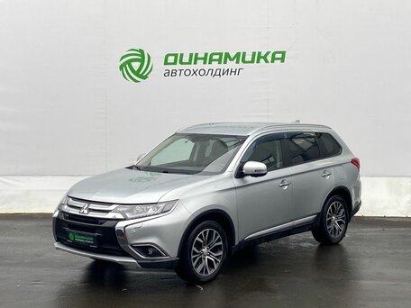 2018 Mitsubishi Outlander III Рестайлинг 2, серебристый, 1958000 рублей, вид 1