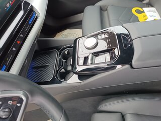 2023 BMW 5 серии 520d xDrive VIII (G60/G61/G68), чёрный, 7600000 рублей, вид 5