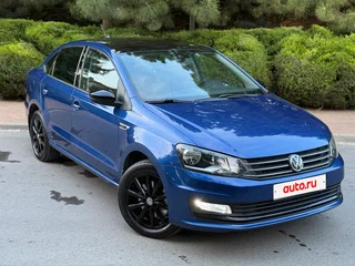 2018 Volkswagen Polo V Рестайлинг, синий, 1400000 рублей, вид 3