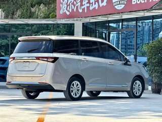 2022 Wuling Jiachen, серебристый, 1160000 рублей, вид 4