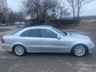 2002 Mercedes-Benz E-Класс 240 III (W211, S211), серебристый, 735000 рублей, вид 2