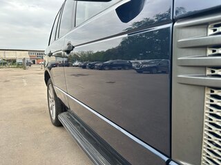 2011 Land Rover Range Rover III Рестайлинг 2, синий, 2300000 рублей, вид 4