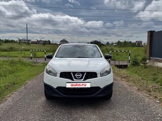 2012 Nissan Qashqai I Рестайлинг, белый, 900000 рублей, вид 2