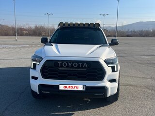 2023 Toyota Sequoia III, белый, 14500000 рублей, вид 3