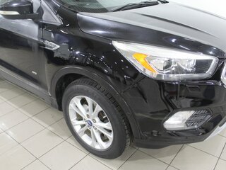 2016 Ford Kuga II Рестайлинг, чёрный, 1240000 рублей, вид 4