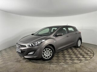Hyundai i30 II