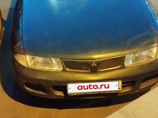 1998 Mitsubishi Carisma I, зелёный, 120000 рублей, вид 1