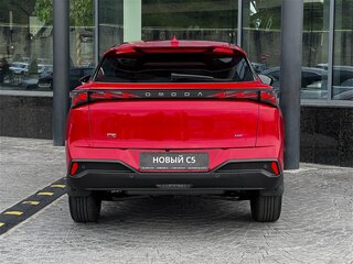 2026 Omoda C5 II, красный, 2929000 рублей, вид 4