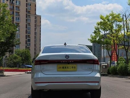 2026 Volkswagen Lavida IV, белый, 1660000 рублей, вид 2
