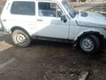 1995 Lada (ВАЗ) 2121 (4x4) I Рестайлинг, белый, 105000 рублей - вид 1