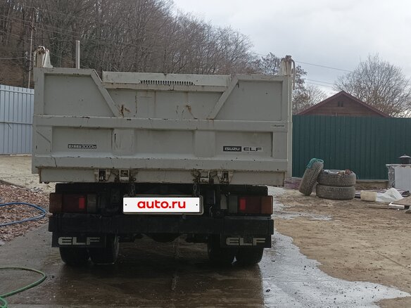 2015 Isuzu Elf (N-series), белый, 2600000 рублей - вид 1