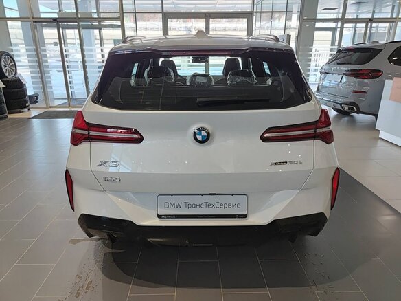 2026 BMW X3 Long 30L xDrive IV (G45/G48), белый, 7550000 рублей - вид 5
