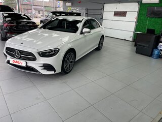 2021 Mercedes-Benz E-Класс 200 V (W213, S213, C238) Рестайлинг, белый, 7200000 рублей, вид 1