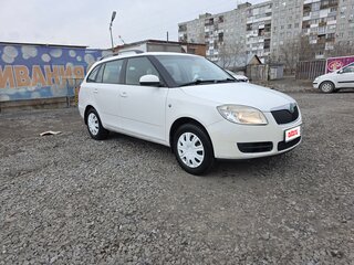 2009 Skoda Fabia II, белый, 450000 рублей, вид 5