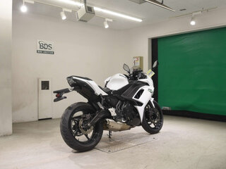 2022 Kawasaki Ninja 650, белый, 650000 рублей, вид 4