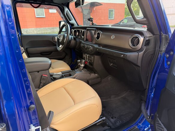 2018 Jeep Wrangler IV (JL), синий - вид 18