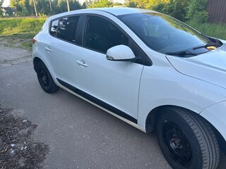 2012 Renault Megane III Рестайлинг, белый, 540000 рублей, вид 3