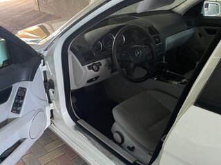 2008 Mercedes-Benz C-Класс 180 Kompressor III (W204), белый, 1000000 рублей, вид 5