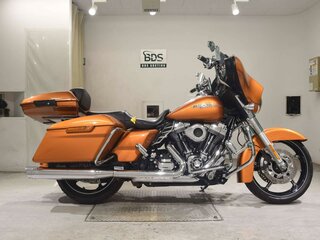 2013 Harley-Davidson Street Glide, оранжевый, 1299000 рублей, вид 2