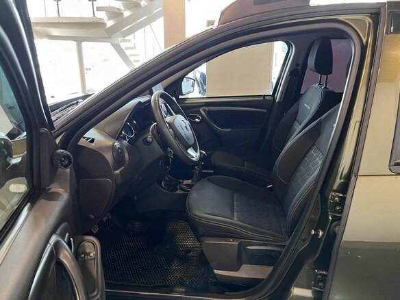 2017 Renault Duster I Рестайлинг, зелёный, 1470000 рублей - вид 15