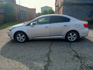 2011 Toyota Avensis III Рестайлинг, серебристый, 1250000 рублей, вид 5