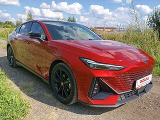 2024 Changan UNI-V I, красный, 2350000 рублей, вид 2