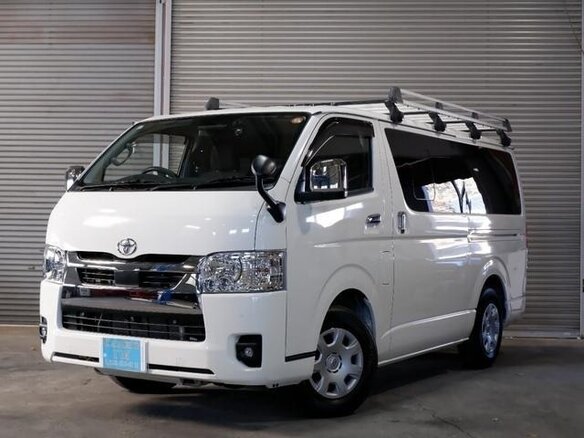 2023 Toyota HiAce H200 Рестайлинг, белый, 4989000 рублей