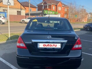 2012 Nissan Tiida I Рестайлинг, чёрный, 900000 рублей, вид 4