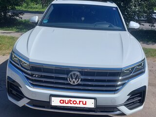 2019 Volkswagen Touareg III, белый, 5000000 рублей, вид 1