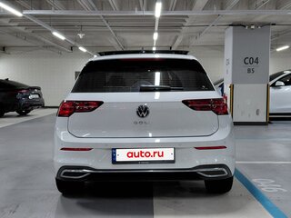 2023 Volkswagen Golf VIII, белый, 2300000 рублей, вид 3