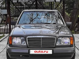 1994 Mercedes-Benz E-Класс 220 I (W124), серый, 670000 рублей, вид 3