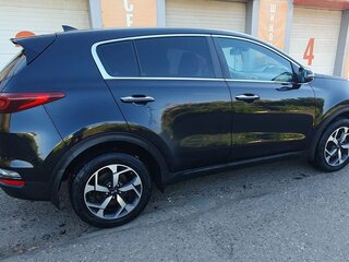 2018 Kia Sportage IV Рестайлинг, чёрный, 1850000 рублей, вид 3
