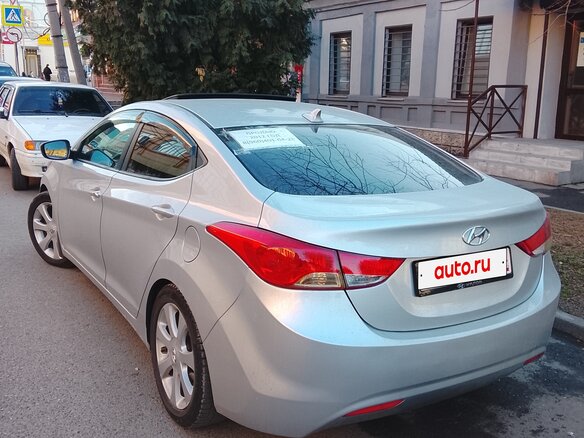 2012 Hyundai Elantra V (MD), серебристый, 950000 рублей - вид 3