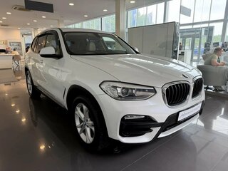 2018 BMW X3 20d xDrive III (G01), белый, 3149000 рублей, вид 3